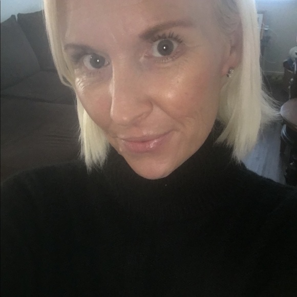 Meet your Posher, Melinda - Picture 2 of 5